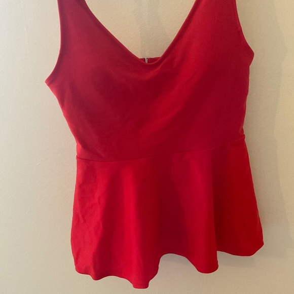 Tankini! 🌸🩷👙 - Picture 2 of 10